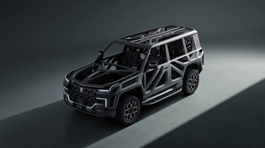 东莞31仰望U8硬派越野的科技魅力，国能汽车对传统燃油车市场的冲击